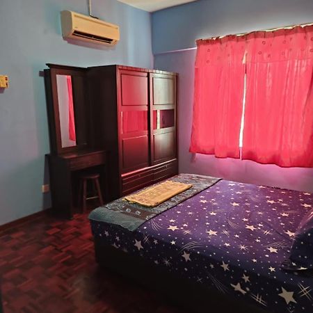 KZ Homestay PD Port Dickson Luaran gambar